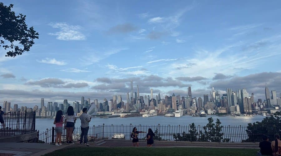 Weehawken, Weehawken